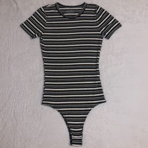 hollister ribbed slim tee bodysuit